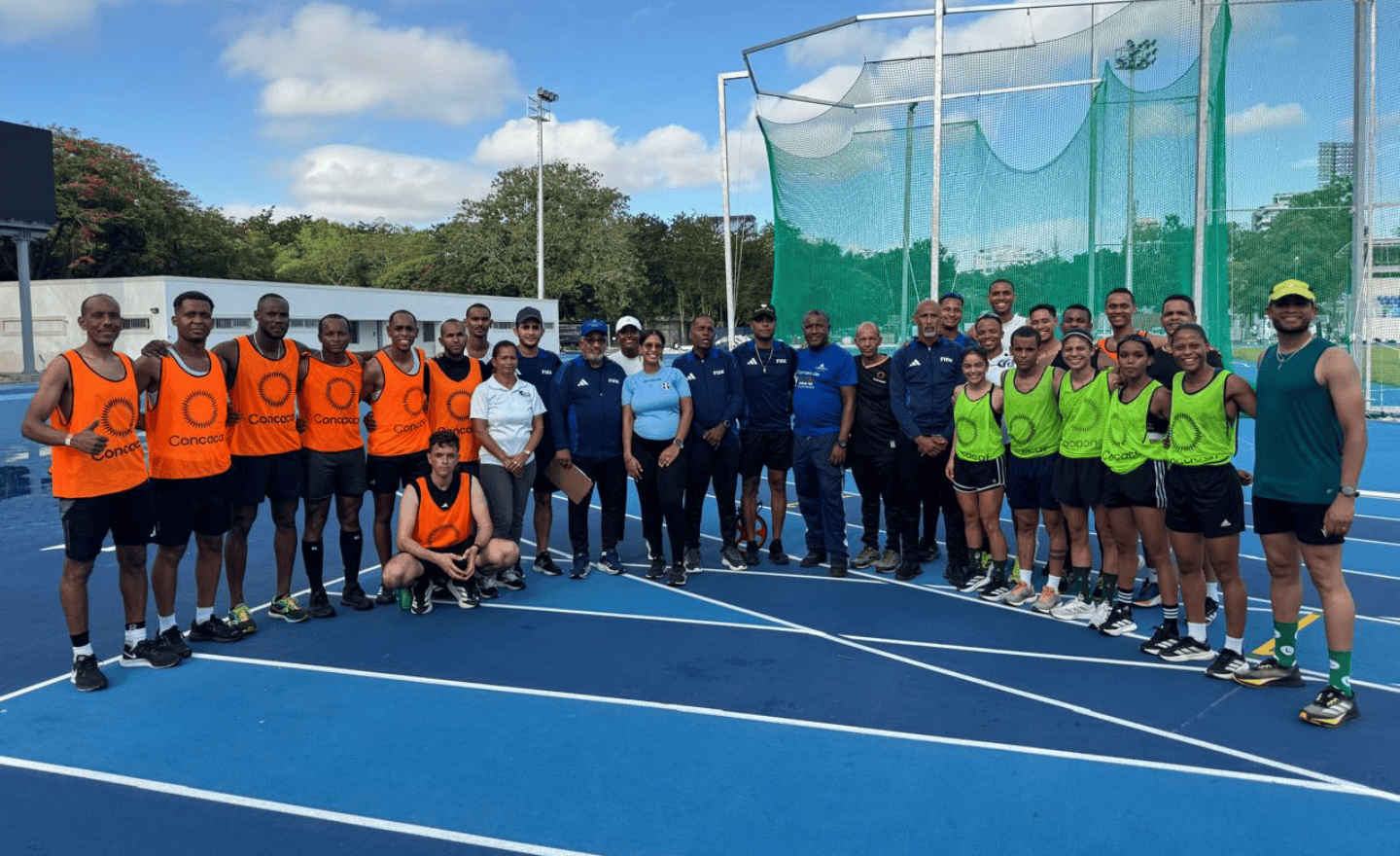 Árbitros dominicanos aprueban pruebas físicas FIFA 2027