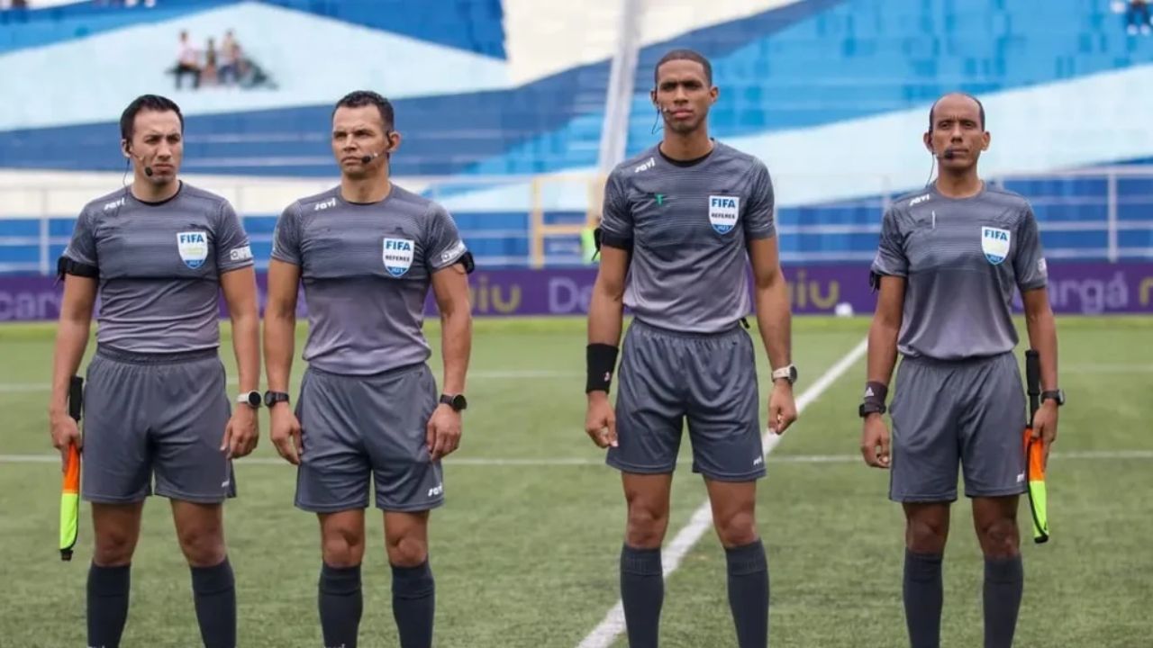 Árbitros dominicanos dirigirán el Olimpia-Cartaginés